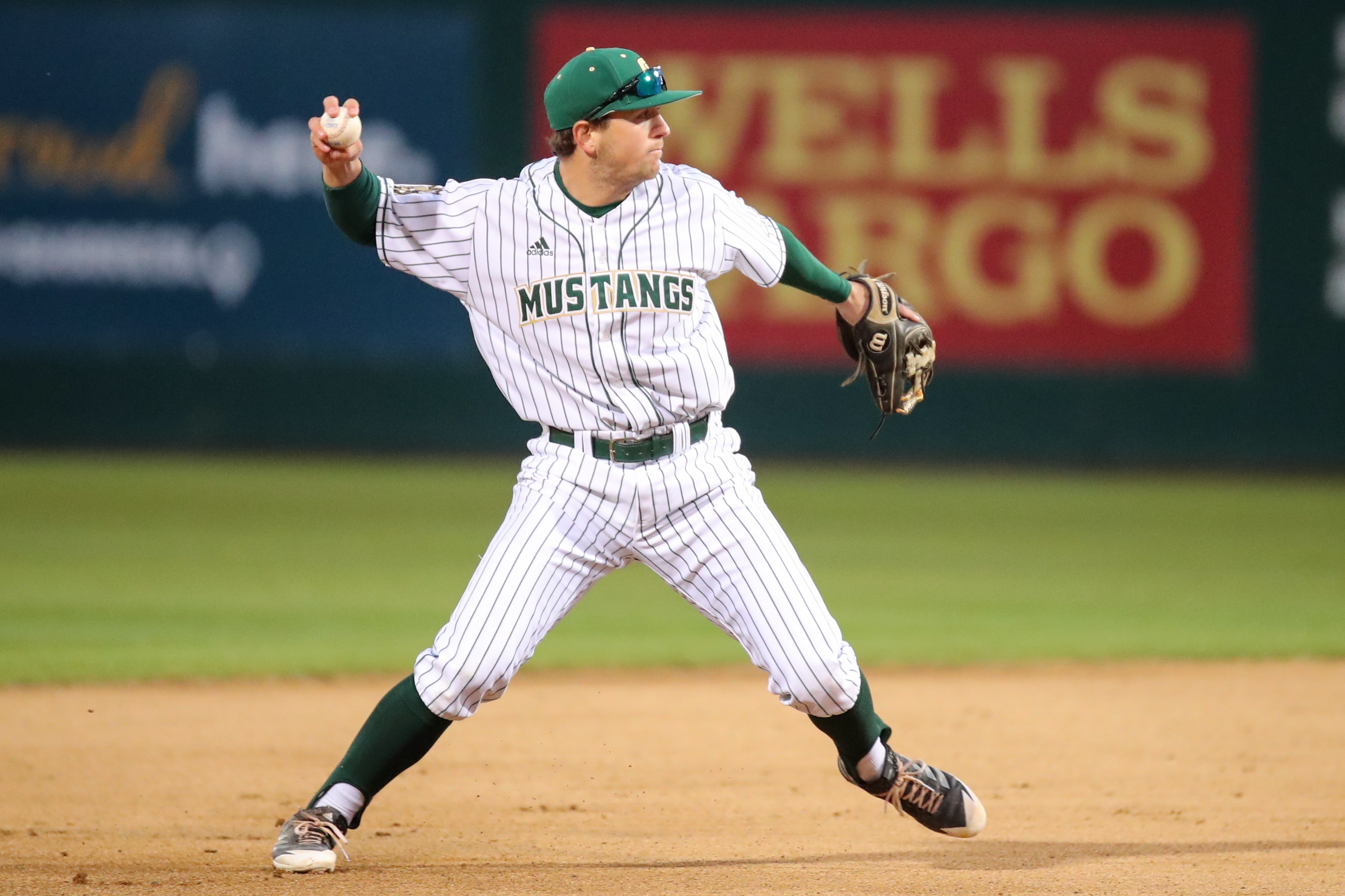 Cal Poly baseball kicks-off a road series in Fullerton - Fansmanship